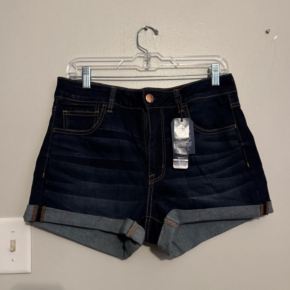 NWT American Eagle Hi-Rise Shortie